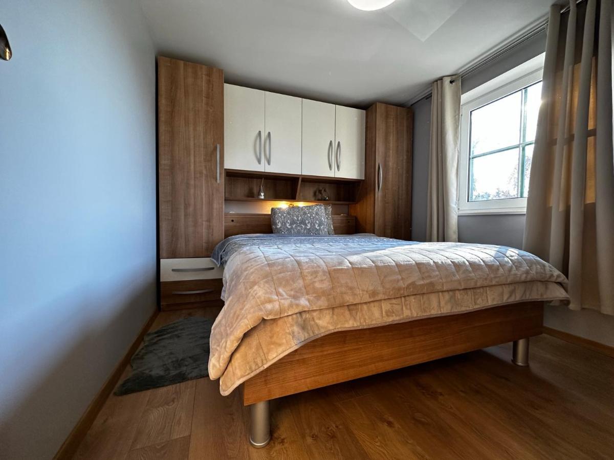 Apartman Veronika Vrsi Buitenkant foto
